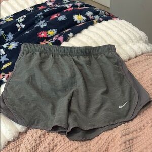 Nike Gray Athletic Shorts Lightweight Moisture-Wicking